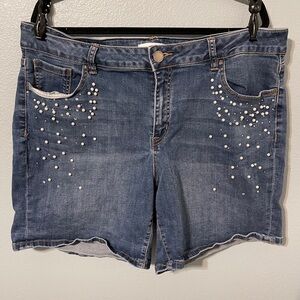 Lane Bryant Denim Shorts Mid Rise Essential Stretch Girlfriend Pearl Beaded 18